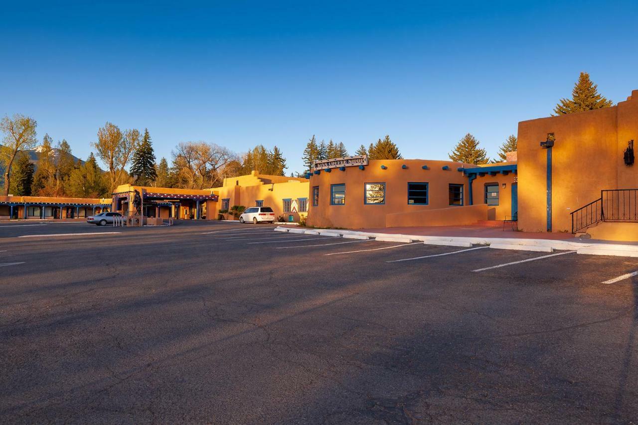 Kachina Lodge Resort And Meeting Center 타오스 외부 사진