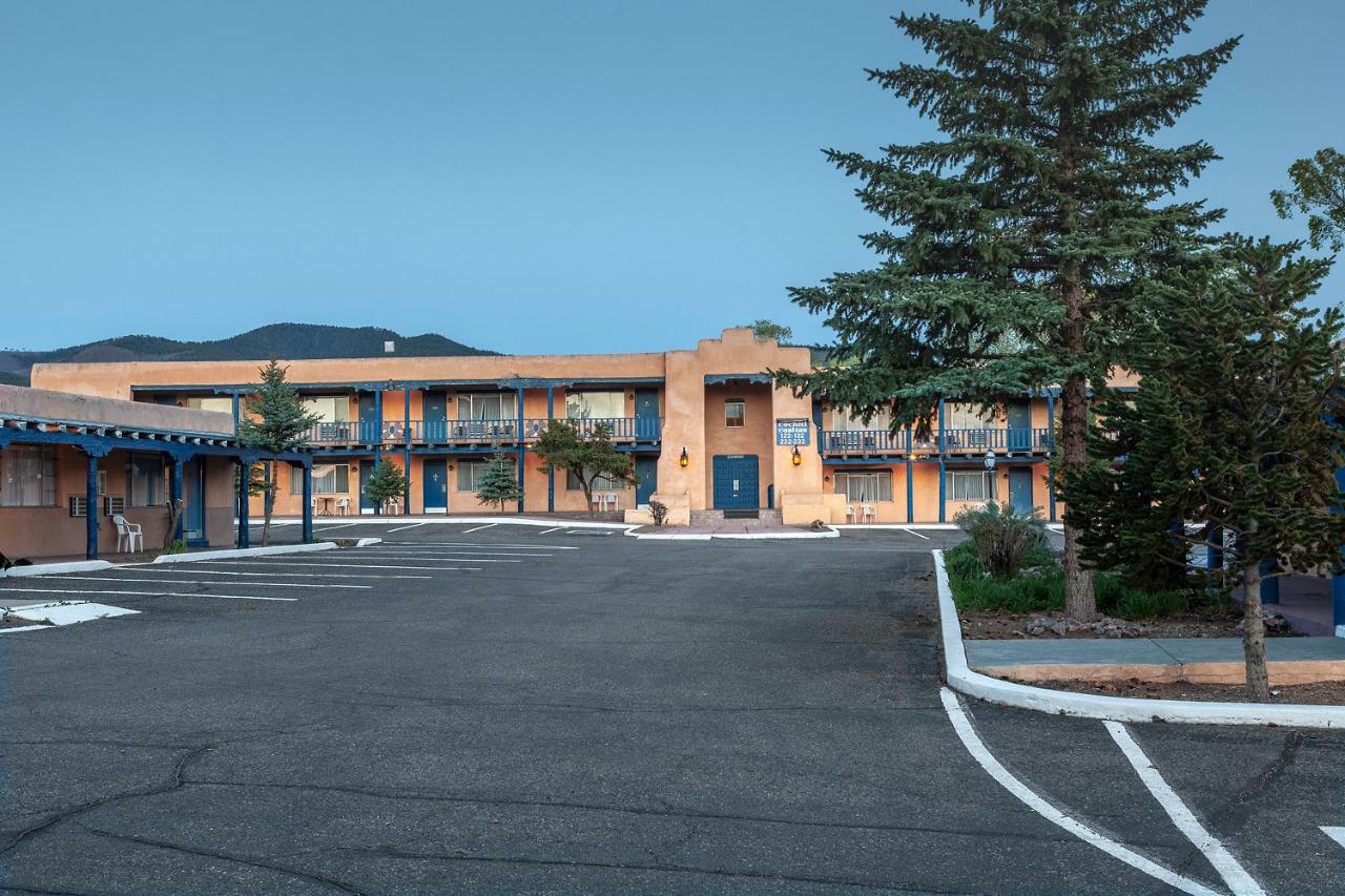 Kachina Lodge Resort And Meeting Center 타오스 외부 사진